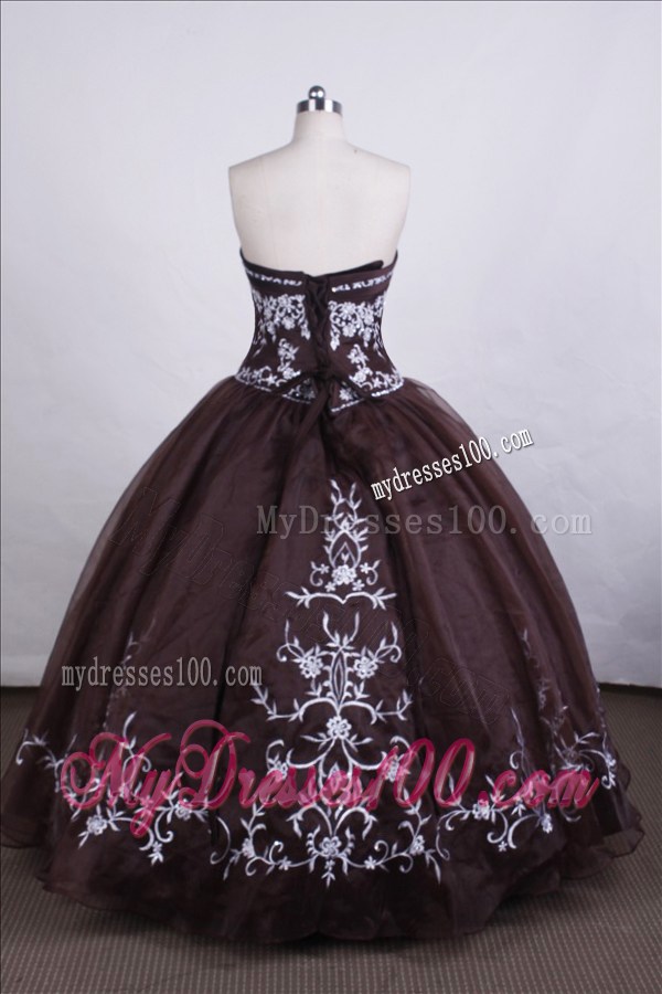 Strapless Black Ball Gown Sweet Sixteen Dresses with White Embroidery